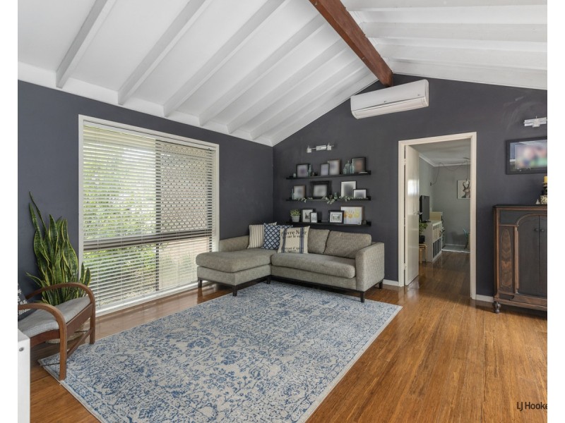 8 Shetland Place, Mudgeeraba QLD 4213