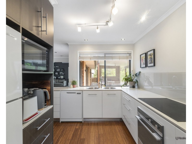 8 Shetland Place, Mudgeeraba QLD 4213