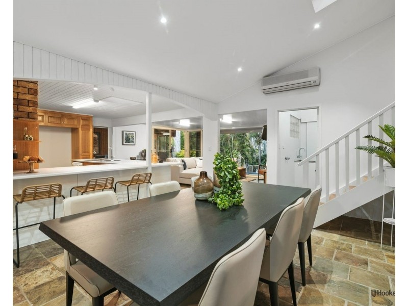 100 Tierney Drive, Currumbin Waters QLD 4223