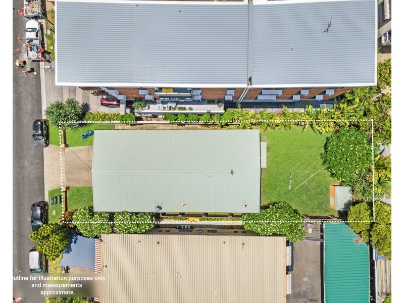 30 Jefferson Lane, Palm Beach QLD 4221