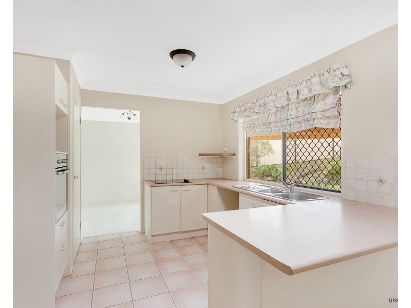 13 Sharscay Close, Burleigh Heads QLD 4220