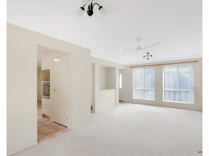 13 Sharscay Close, Burleigh Heads QLD 4220