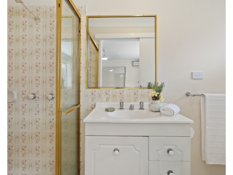 200 Tallebudgera Drive, Palm Beach QLD 4221