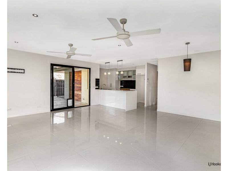 14 Montezuma Drive, Burleigh Waters QLD 4220