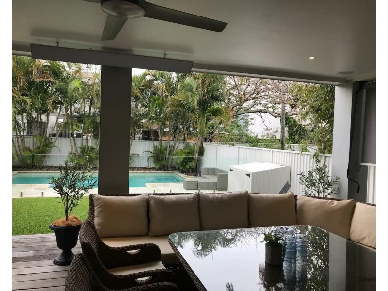 22 Sixth Avenue, Palm Beach QLD 4221
