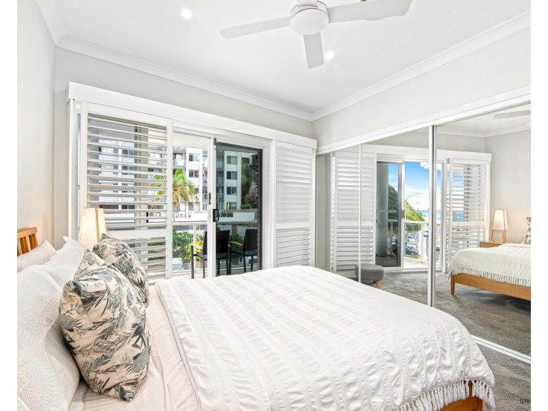 7/20 Marine Parade, Coolangatta QLD 4225