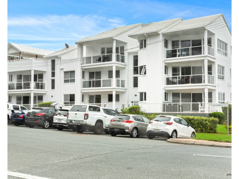 7/20 Marine Parade, Coolangatta QLD 4225
