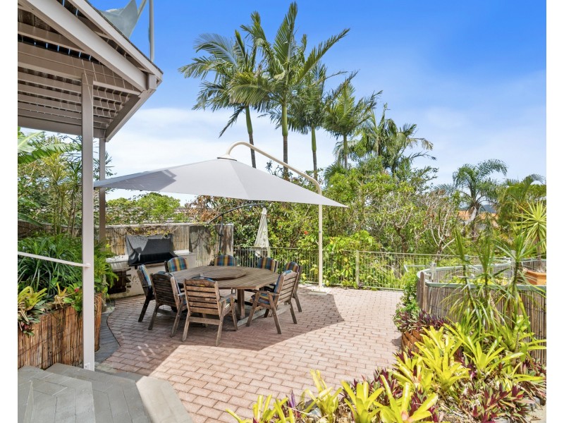 21 Swanbourne Way, Elanora QLD 4221