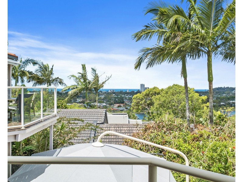 21 Swanbourne Way, Elanora QLD 4221