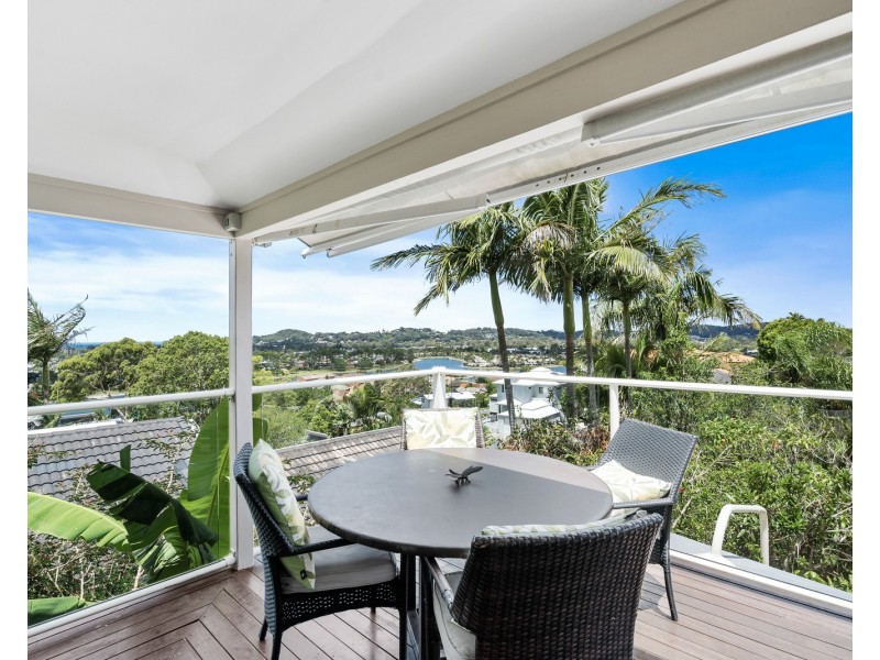 21 Swanbourne Way, Elanora QLD 4221