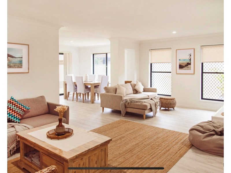 2/21 Laguna Avenue, Palm Beach QLD 4221