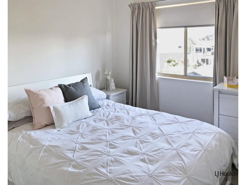 14/1040 Gold Coast Highway, Palm Beach QLD 4221