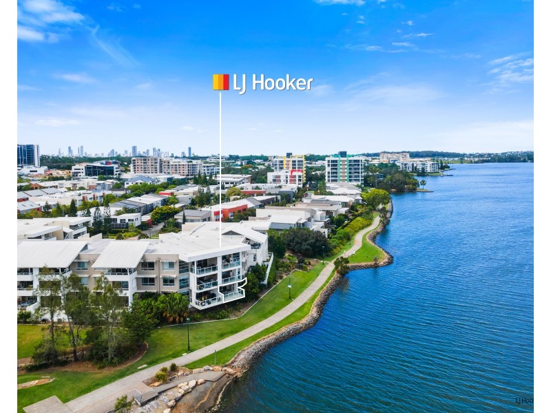 3/1 Lakefront Crescent, Varsity Lakes QLD 4227