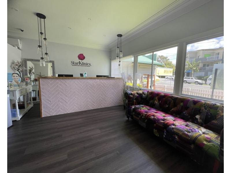 8 Thrower Drive, Currumbin QLD 4223