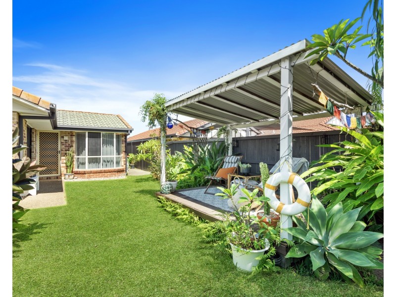 2/98 Bienvenue Drive, Currumbin Waters QLD 4223