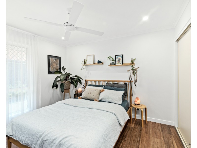 2/98 Bienvenue Drive, Currumbin Waters QLD 4223