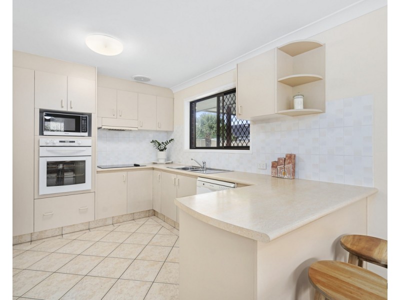 200 Tallebudgera Drive, Palm Beach QLD 4221