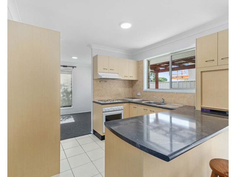 36 Seabrook Street, Elanora QLD 4221