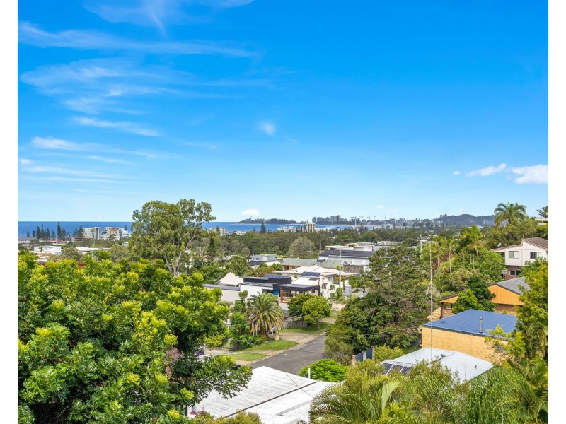 56 West Wyberba Street, Tugun QLD 4224