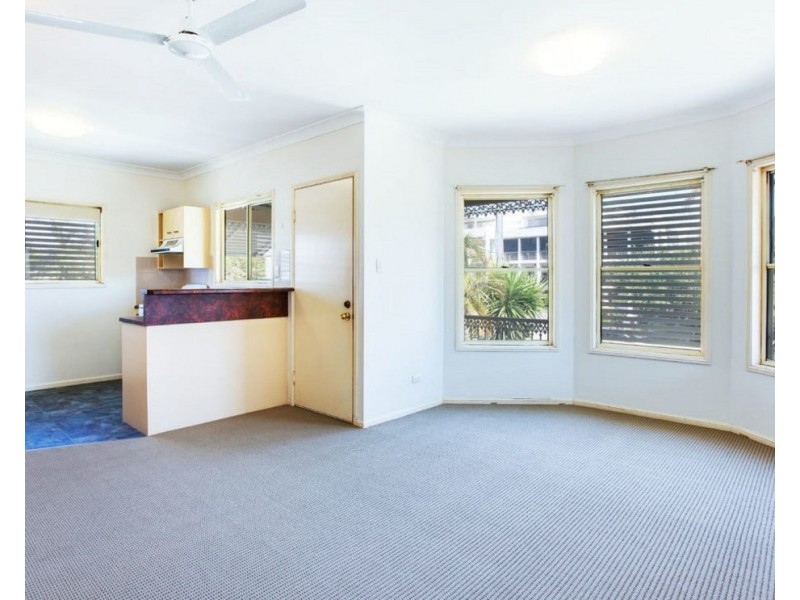 3/115 Petrel Avenue, Mermaid Beach QLD 4218