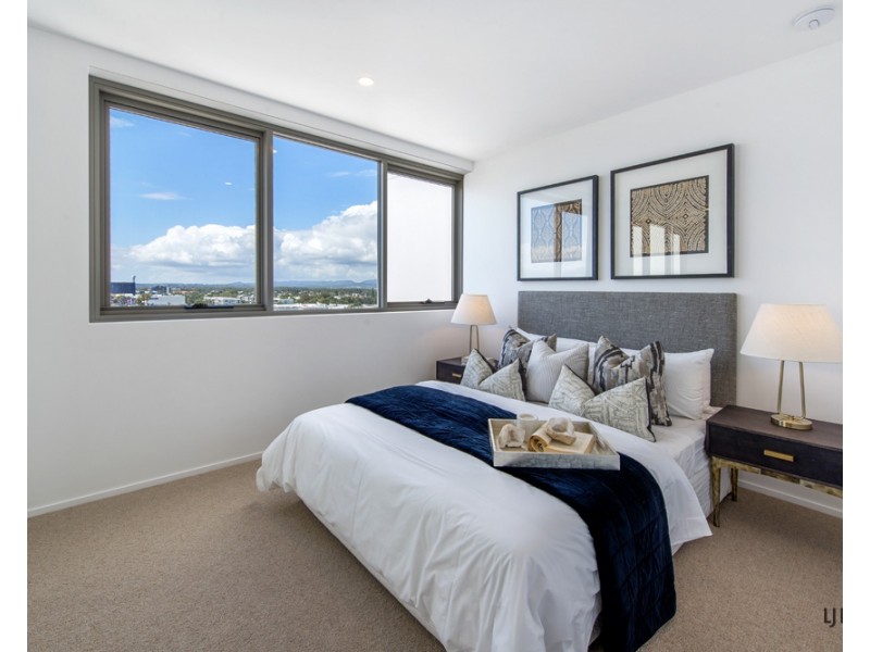 704/51 Peerless Avenue, Mermaid Beach QLD 4218
