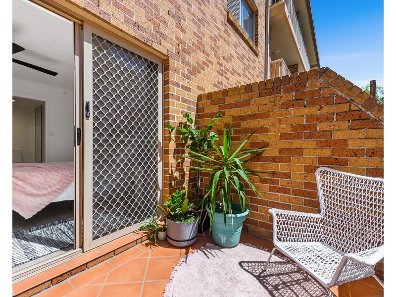 1/1260 Gold Coast Highway, Palm Beach QLD 4221