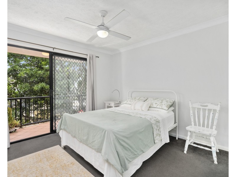 8/1266 Gold Coast Highway, Palm Beach QLD 4221