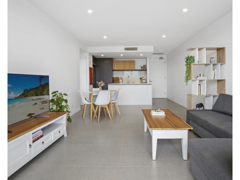307/3-7 Twenty Fourth Avenue, Palm Beach QLD 4221