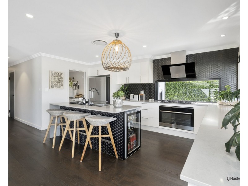 10 Swordfish Court, Palm Beach QLD 4221