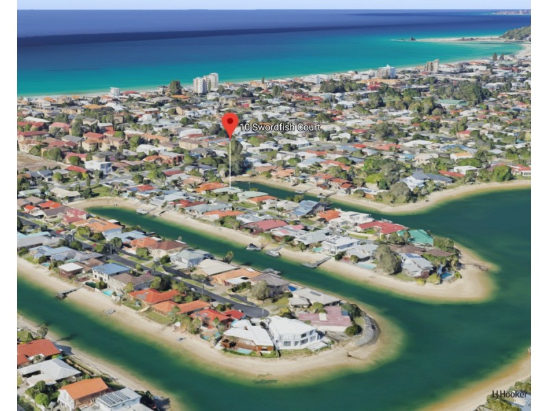 10 Swordfish Court, Palm Beach QLD 4221