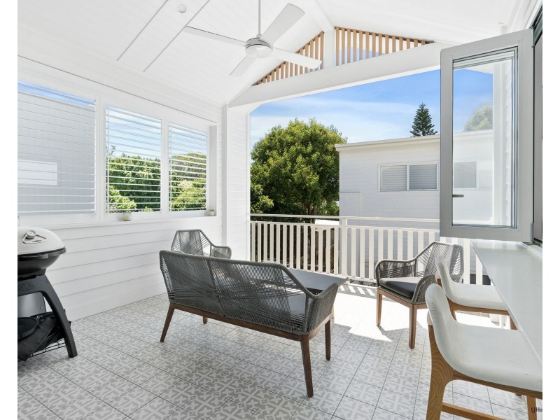 6/11 Appel Street, Coolangatta QLD 4225