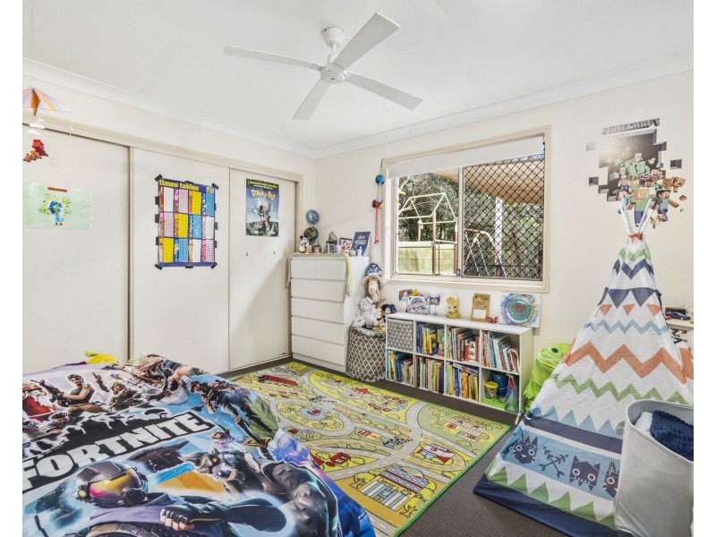 21 Laurina Court, Elanora QLD 4221