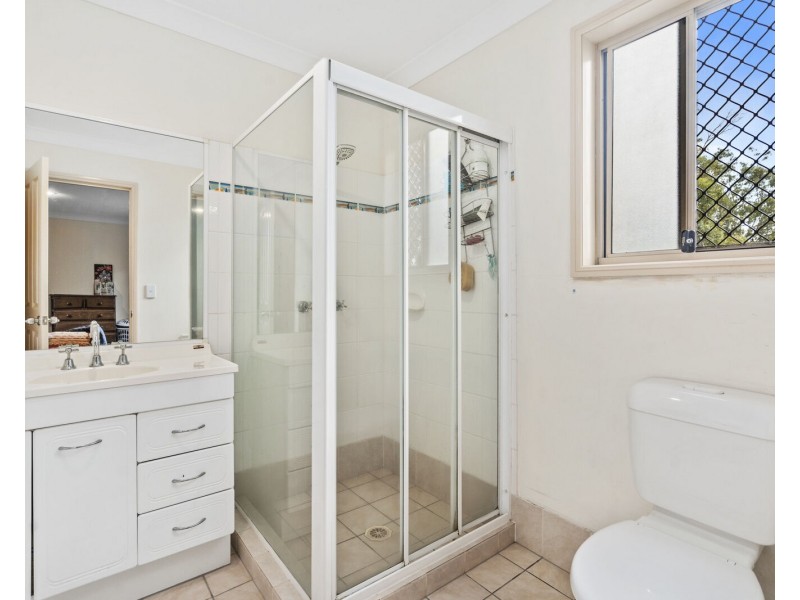 21 Laurina Court, Elanora QLD 4221