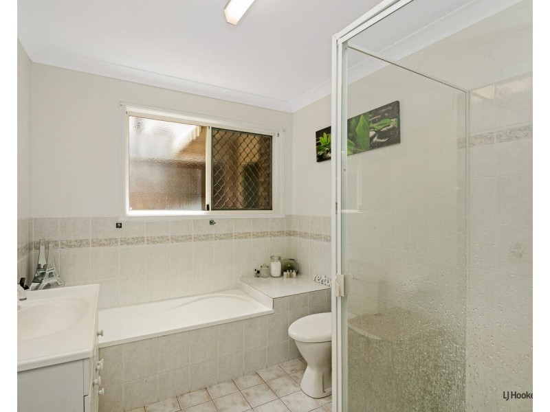 1/33 Tallebudgera Drive, Palm Beach QLD 4221
