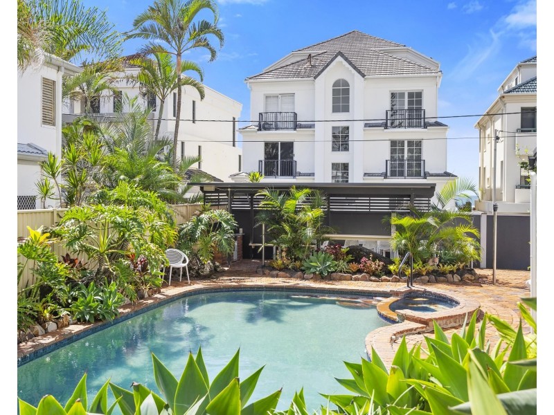 1/1187 Gold Coast Highway, Palm Beach QLD 4221