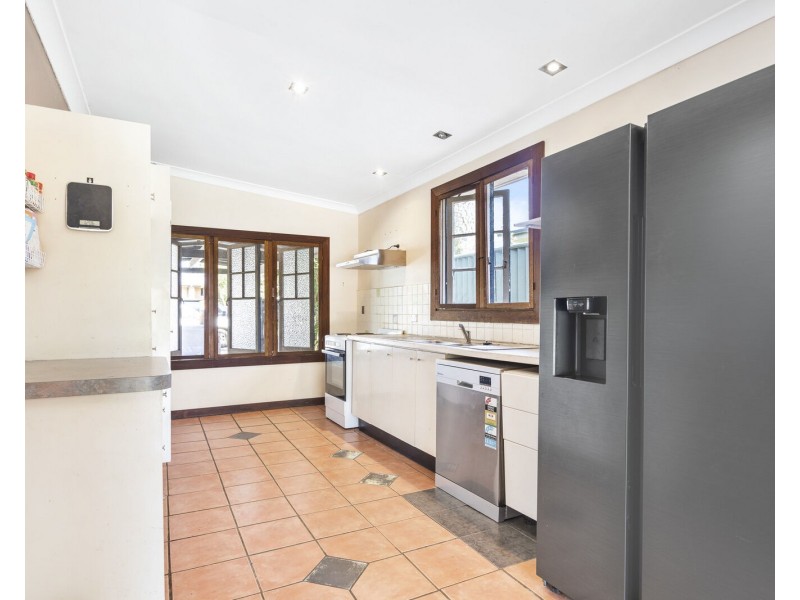 17 Binya Avenue, Coolangatta QLD 4225