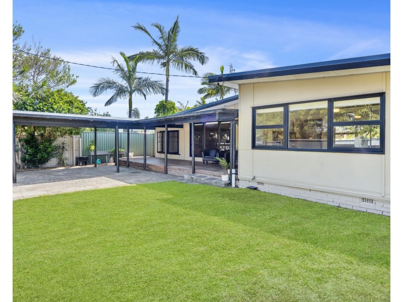 17 Binya Avenue, Coolangatta QLD 4225