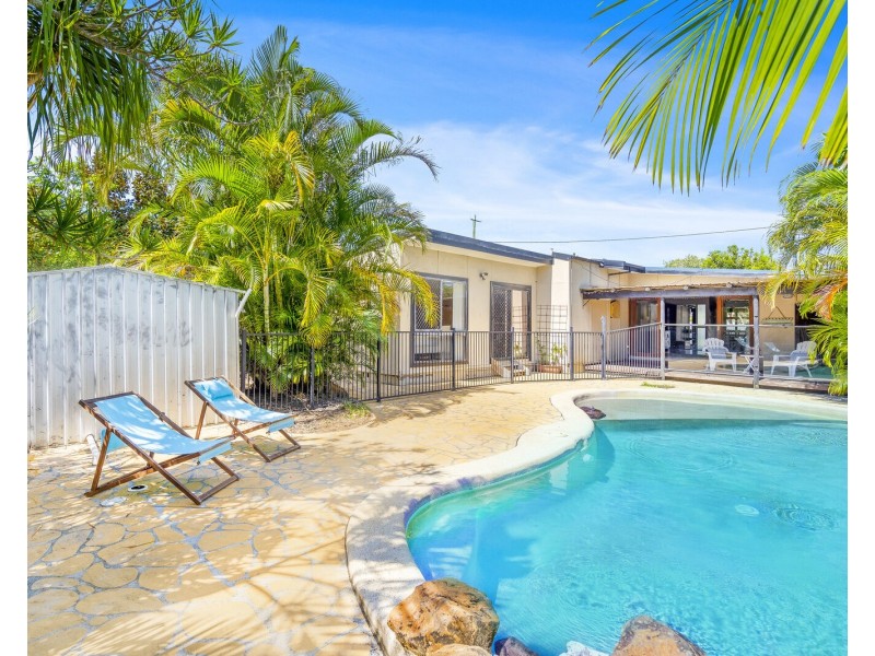 17 Binya Avenue, Coolangatta QLD 4225