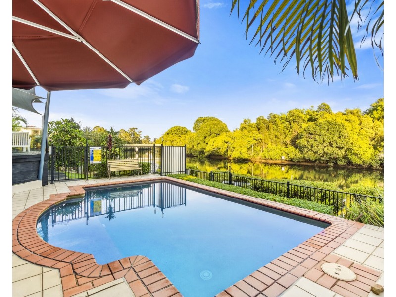 266 Nineteenth Avenue, Elanora QLD 4221
