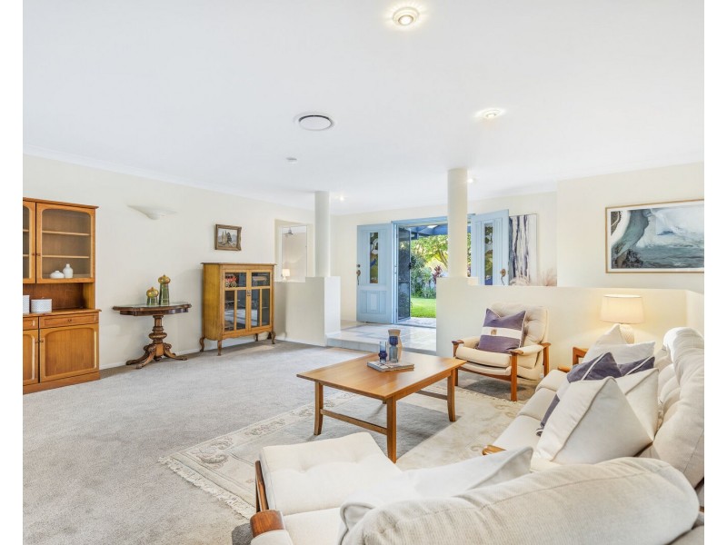 266 Nineteenth Avenue, Elanora QLD 4221
