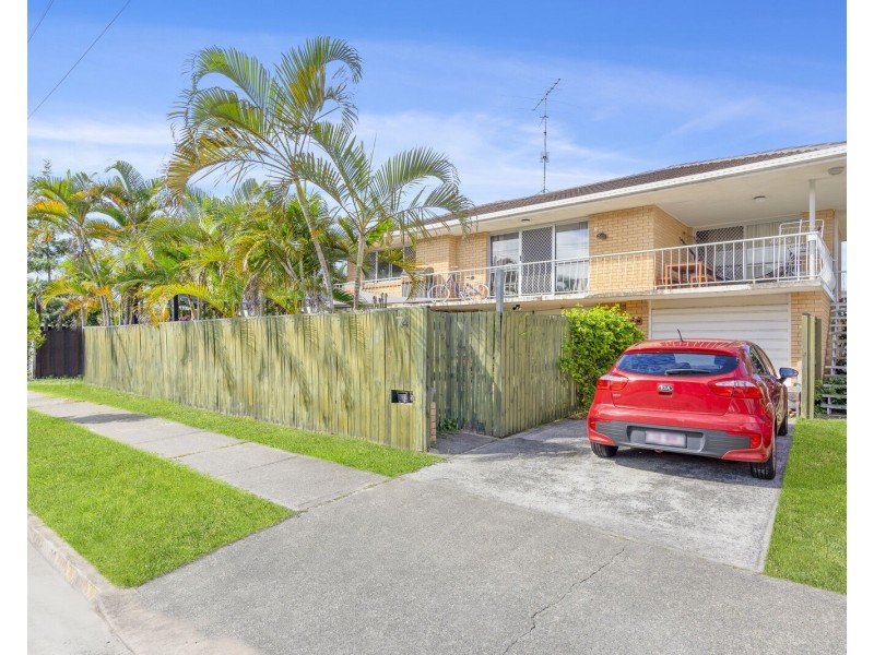 2/74 Tallebudgera Drive, Palm Beach QLD 4221