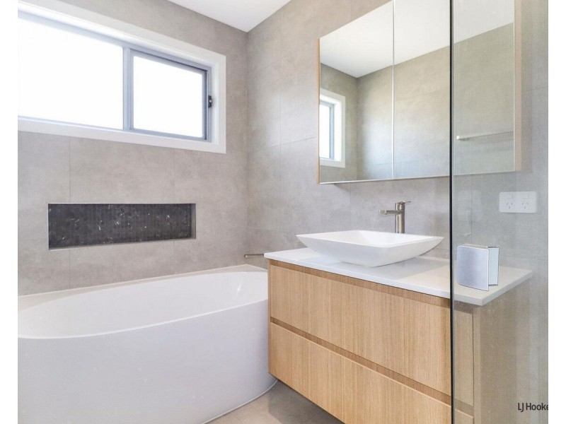 2/50 Third Avenue, Palm Beach QLD 4221