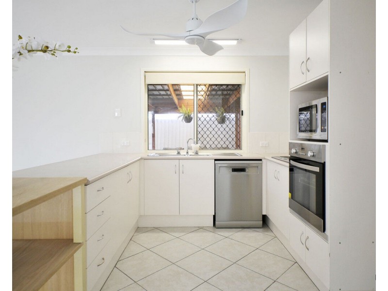 15 Sonama Court, Burleigh Waters QLD 4220