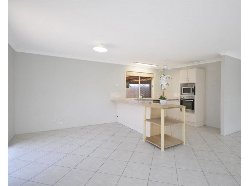 15 Sonama Court, Burleigh Waters QLD 4220