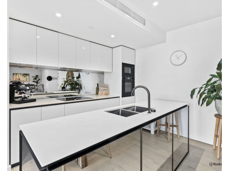 2102/1328 Gold Coast Highway, Palm Beach QLD 4221