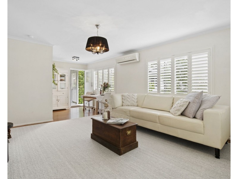 8 Walsh Street, Currumbin QLD 4223