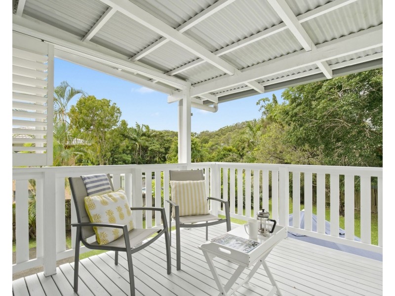 8 Walsh Street, Currumbin QLD 4223