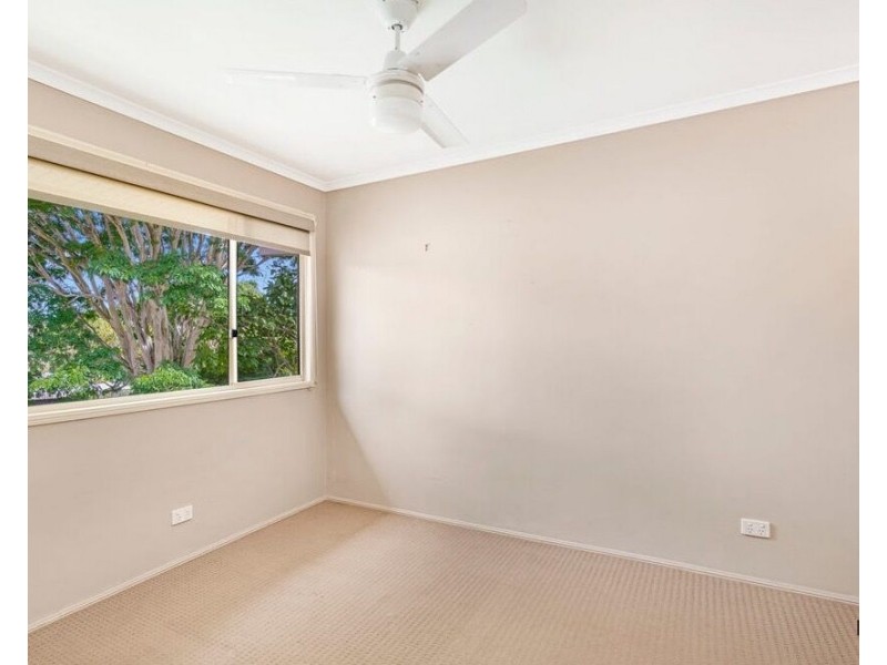 4/18 Tallebudgera Creek Road, Burleigh Heads QLD 4220