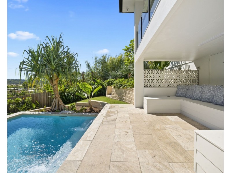 17 Barlee Court, Elanora QLD 4221