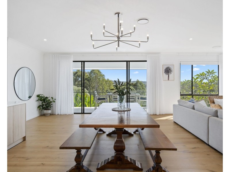 17 Barlee Court, Elanora QLD 4221